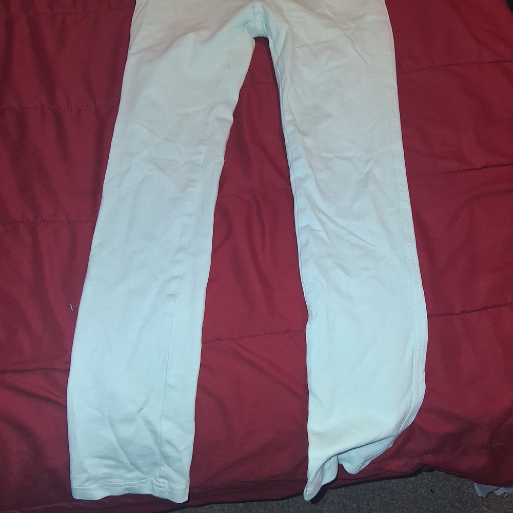 Elegant Women's Skinny Pants in Soft White